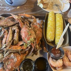 Boondocks Restaurant & Store - The Pigout