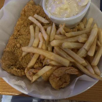 Poseidon - Fried flounder & shrimp with mac & cheese & french fries. - Seafood Near Me - Hilton Head Island, South Carolina