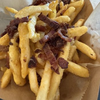 Fat Maggie’s - Candied Bacon Fries - American Near Me - Mulberry, Florida