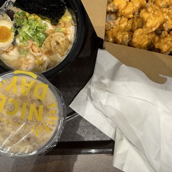 MoMo Bowl & Sip - Ramen Near Me - Malvern, Pennsylvania MoMo Bowl & Sip - Ramen Near Me - Malvern, Pennsylvania