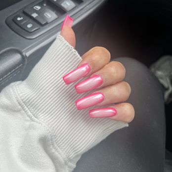 DP Nails Farmington - Nail Salons Near Me - Farmington, Minnesota