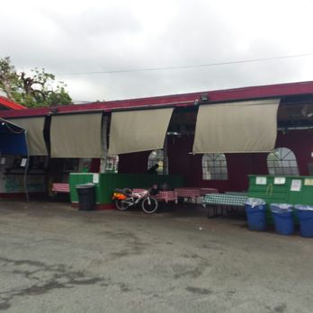 Serg's Mexican Kitchen - Outside seating - Food Trucks Near Me - Honolulu, Hawaii Serg's Mexican Kitchen - Outside seating - Food Trucks Near Me - Honolulu, Hawaii