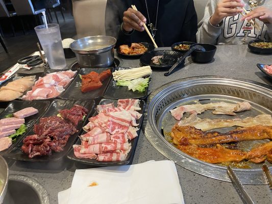 KPOT Korean BBQ & Hot Pot by null