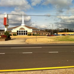 Dwight Baptist Church - Front