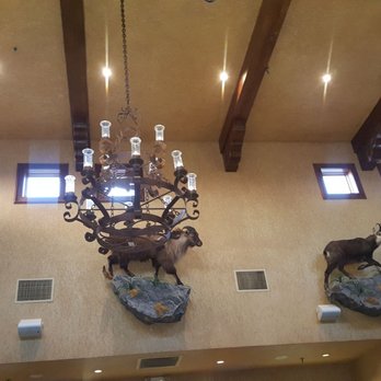Copper Creek Restaurant - Abilene - Beautifully decorated and comfortable atmosphere - Steakhouses Near Me - Abilene, Texas