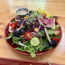Summer Bountiful Salad (Vegan)