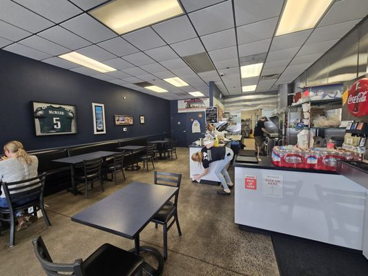 Philly Bilmos Cheesesteaks by null