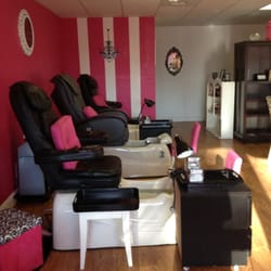 Painted Pink - Pedicure stations