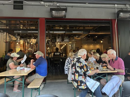 Paris Beer Company by null