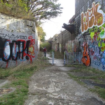 Fort Wetherill State Park - Parks Near Me - Jamestown, Rhode Island