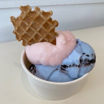 Bianco Gelato - Grapefruit and Blue Milk Cookies and Cream - Gelato Near Me - Miami, Florida Bianco Gelato - Grapefruit and Blue Milk Cookies and Cream - Gelato Near Me - Miami, Florida