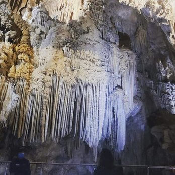 Lake Shasta Caverns - Landmarks & Historical Buildings Near Me - Lakehead, California