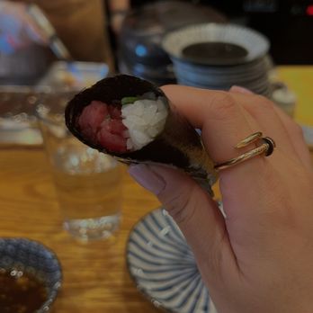Douska - Crunchy Tuna Roll - Sushi Bars Near Me - New York, New York Douska - Crunchy Tuna Roll - Sushi Bars Near Me - New York, New York