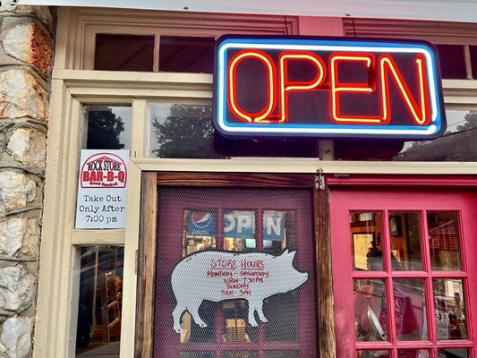 Stallings Rockstore Bar-B-Q by null