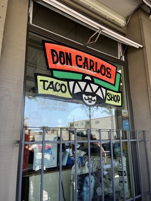 Don Carlos Taco Shop։ by null