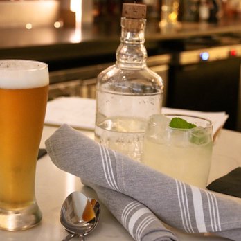 Easy Bistro - Drinks - New American Near Me - Chattanooga, Tennessee