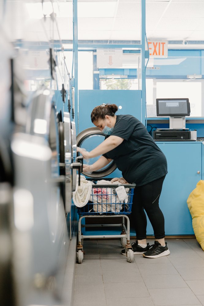 LAUNDROMAT PICK UP Updated September 2024 10438 Jamaica Ave