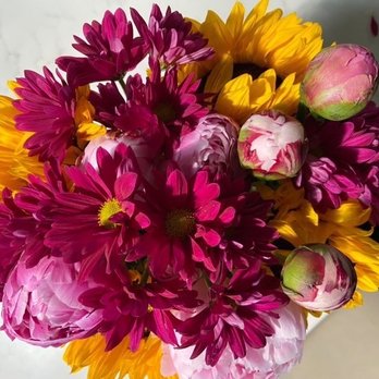 Cindy’s Mobile Flower Market - Floral Designers Near Me Cindy’s Mobile Flower Market - Floral Designers Near Me