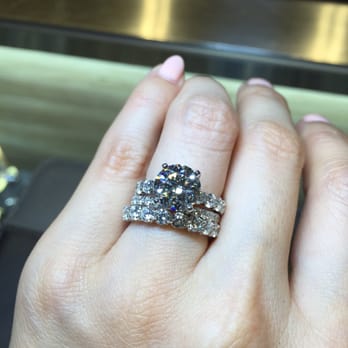 Jangmi - Picture does not justify the brilliance of this ring - Jewelry Near Me - New York, New York Jangmi - Picture does not justify the brilliance of this ring - Jewelry Near Me - New York, New York