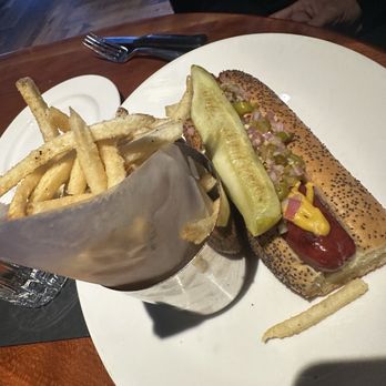 The Evie - Chicago Style Hot Dog - American Near Me - Chicago, Illinois