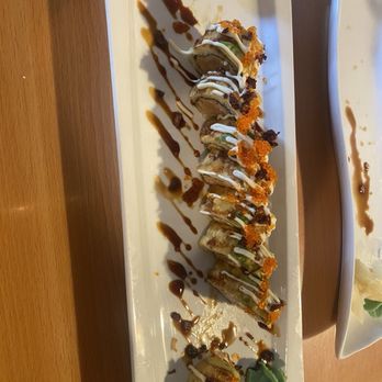 Sushi Hub - Deep fried So-Cal roll - Sushi Bars Near Me - Stockton, California Sushi Hub - Deep fried So-Cal roll - Sushi Bars Near Me - Stockton, California