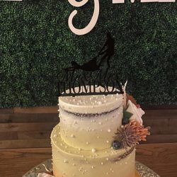 B Cupcakes