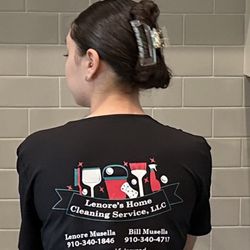 Lenores Home Cleaning Service - The girls wear professional looking scrubs.