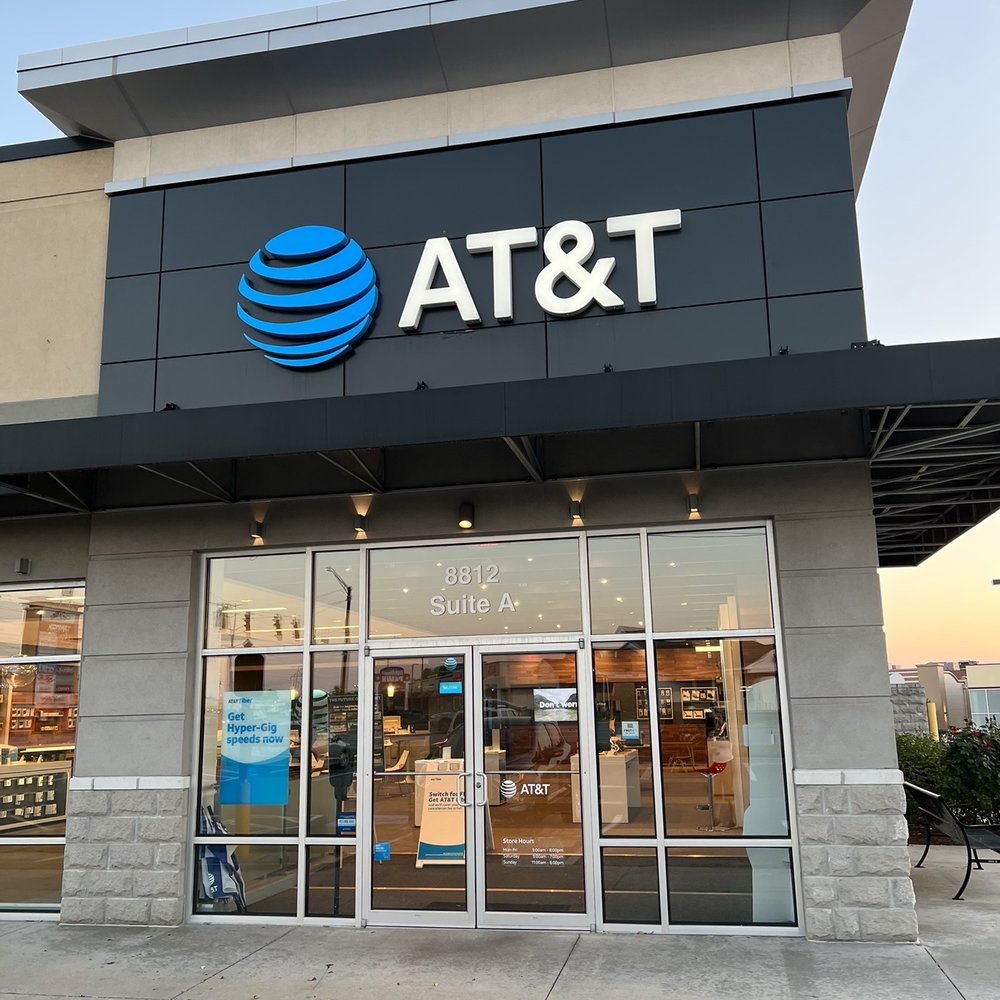 AT&T Store - Mobile Phones Near Me - Indianapolis, Indiana AT&T Store - Mobile Phones Near Me - Indianapolis, Indiana