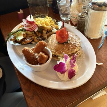 American & Mexican Diner - Brunch combo - Diners Near Me - Hartford, Connecticut American & Mexican Diner - Brunch combo - Diners Near Me - Hartford, Connecticut