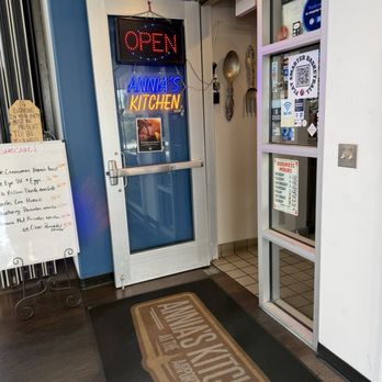 Annia's Kitchen - Door of restaurant - American Near Me - El Monte, California