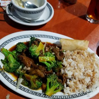 Dong Nai - beef and broccoli was perfect - Vietnamese Near Me - Austin, Texas Dong Nai - beef and broccoli was perfect - Vietnamese Near Me - Austin, Texas