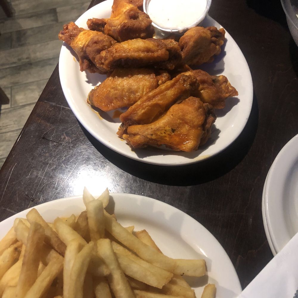 OB Clark's - Chicken Wings and French Fries - Sports Bars Near Me - Saint Louis, Missouri OB Clark's - Chicken Wings and French Fries - Sports Bars Near Me - Saint Louis, Missouri
