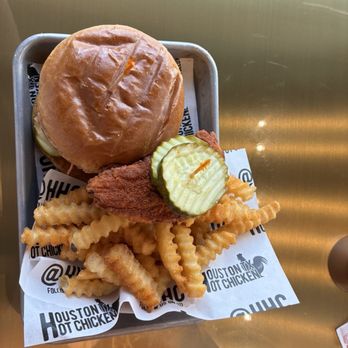 Houston TX Hot Chicken - Hot Chicken Sandwich - Chicken Shop Near Me - Post Falls, Idaho