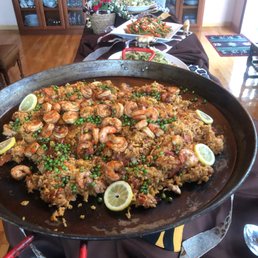 Shrimp and sausage paella -- so tasty! Shrimp and sausage paella -- so tasty!