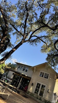 Betsy's at Evelyn's Park by null