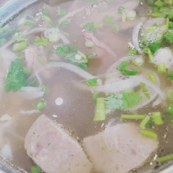 Nho Kitchen - Meatballs and tendon pho - Vietnamese Near Me - Fresno, California Nho Kitchen - Meatballs and tendon pho - Vietnamese Near Me - Fresno, California