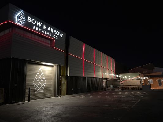 Bow & Arrow Brewing Co. by null