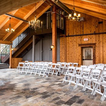 Western Oregon Builders - We built this rustic lodge at the Troutdale wedding house - General Contractors Near Me - Portland, Oregon Western Oregon Builders - We built this rustic lodge at the Troutdale wedding house - General Contractors Near Me - Portland, Oregon