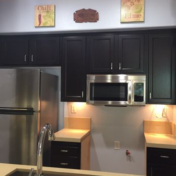 SCV Floorsmith - Refaced cabinets with handles added. Waiting for the stove! Fresh paint also added some fresh look! - Flooring Near Me - Naperville, Illinois