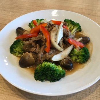 246 Thai Grab & Go - Beef with Broccoli - Thai Near Me - Frisco, Texas