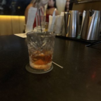 Moxies - Old fashioned - Cocktail Bars Near Me - Dallas, Texas Moxies - Old fashioned - Cocktail Bars Near Me - Dallas, Texas