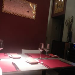 Su Grill & Wine Bar - One of the tables