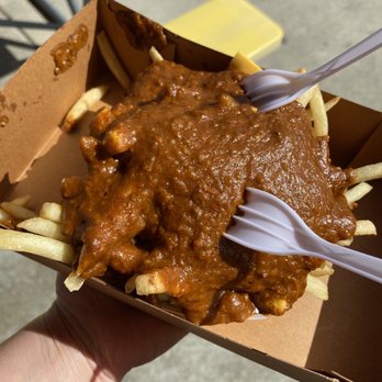 The Munch Box - Chili cheese fries with extra cheese... Yes, please! :-p - Burgers Near Me - Los Angeles, California The Munch Box - Chili cheese fries with extra cheese... Yes, please! :-p - Burgers Near Me - Los Angeles, California