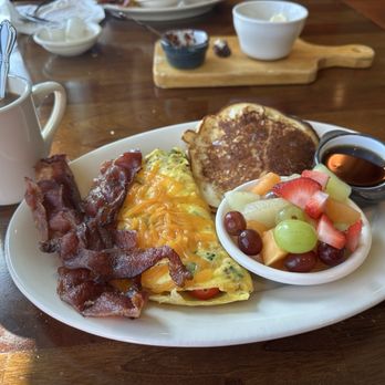 Graves Mountain Farm and Lodges - Veggie omelette - Campgrounds Near Me - Syria, Virginia