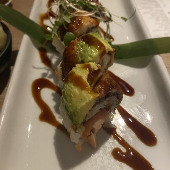 Seabutter - Laguna Beach - Sunset roll - Japanese Near Me - Laguna Beach, California Seabutter - Laguna Beach - Sunset roll - Japanese Near Me - Laguna Beach, California