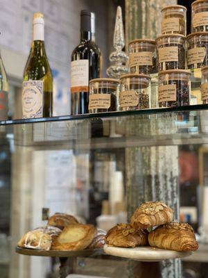 The Paris Market, Savannah by null
