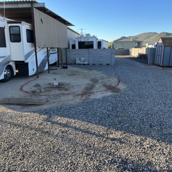 Hernandez Landscaping - Before Paver Boarder - Landscaping Near Me Hernandez Landscaping - Before Paver Boarder - Landscaping Near Me