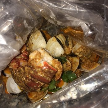 Ming's Garden - 4 oz. Lobster Tail Clams Trio Sauce + Spicy - Chinese Near Me - Princeton, New Jersey