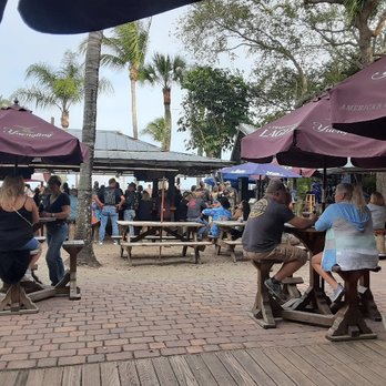 Earl's Hideaway Lounge - Earl's Courtyard seating - Lounges Near Me - Sebastian, Florida Earl's Hideaway Lounge - Earl's Courtyard seating - Lounges Near Me - Sebastian, Florida