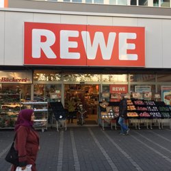 REWE - Der Rewe in der Buchheimerstraße in Köln Mülheim